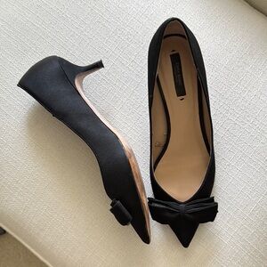 Elegant Black Bow Heels
